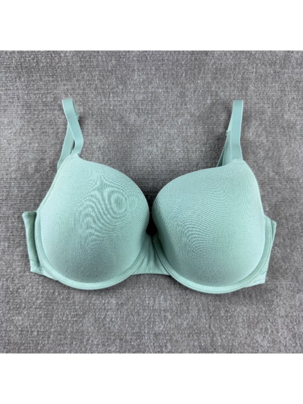 Victoria's Secret T-Shirt Bra Push-Up Bra Wired Padded 34DD 34E Sage Green